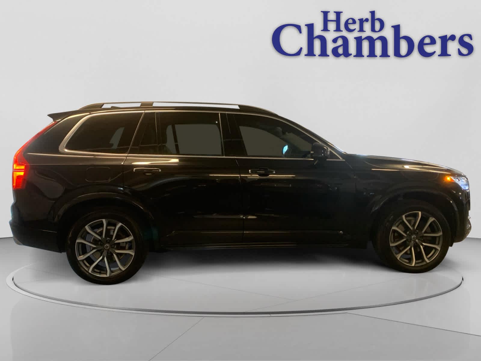 used 2018 Volvo XC90 car, priced at $19,598