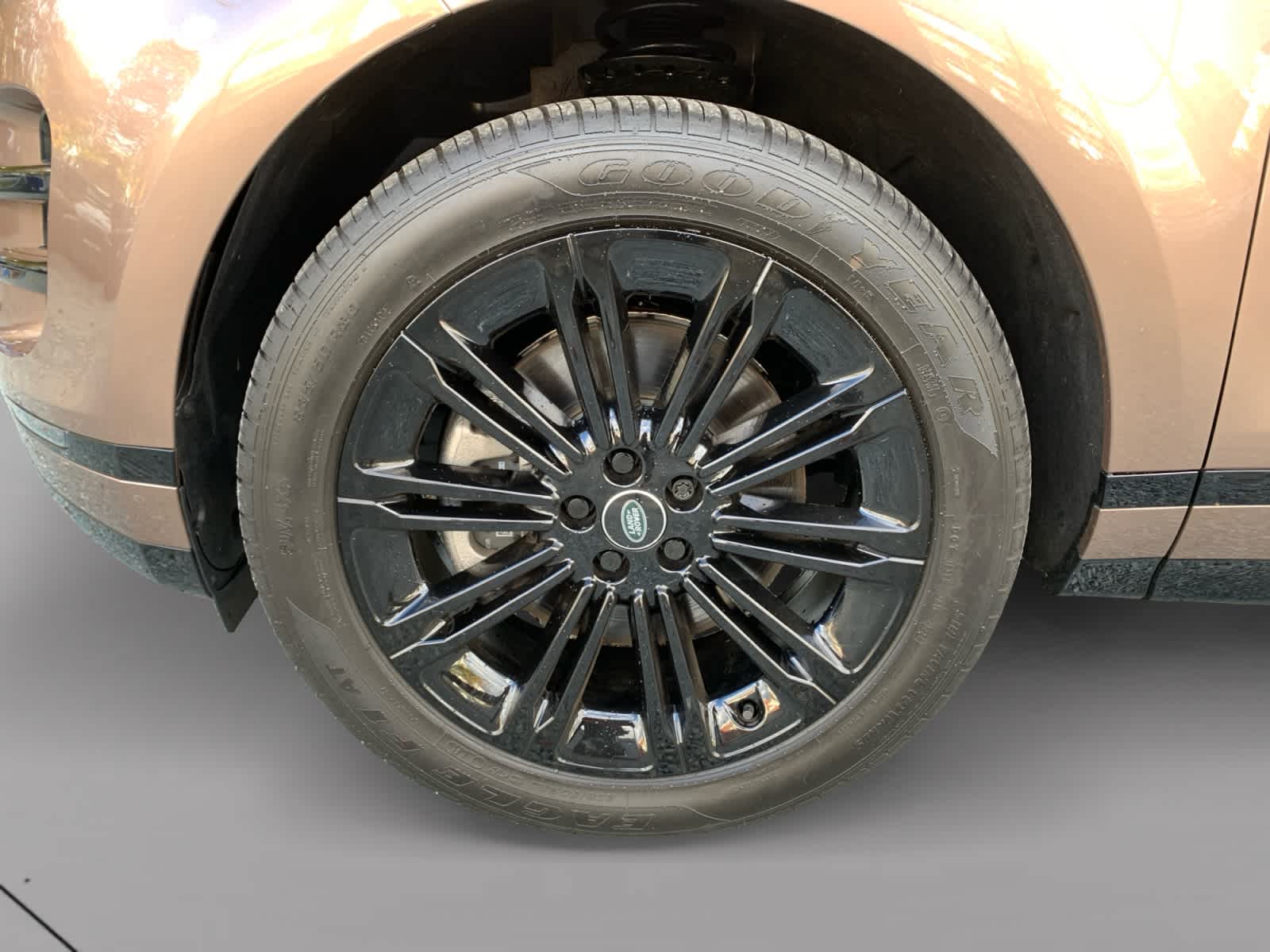 used 2025 Land Rover Range Rover Evoque car, priced at $46,998