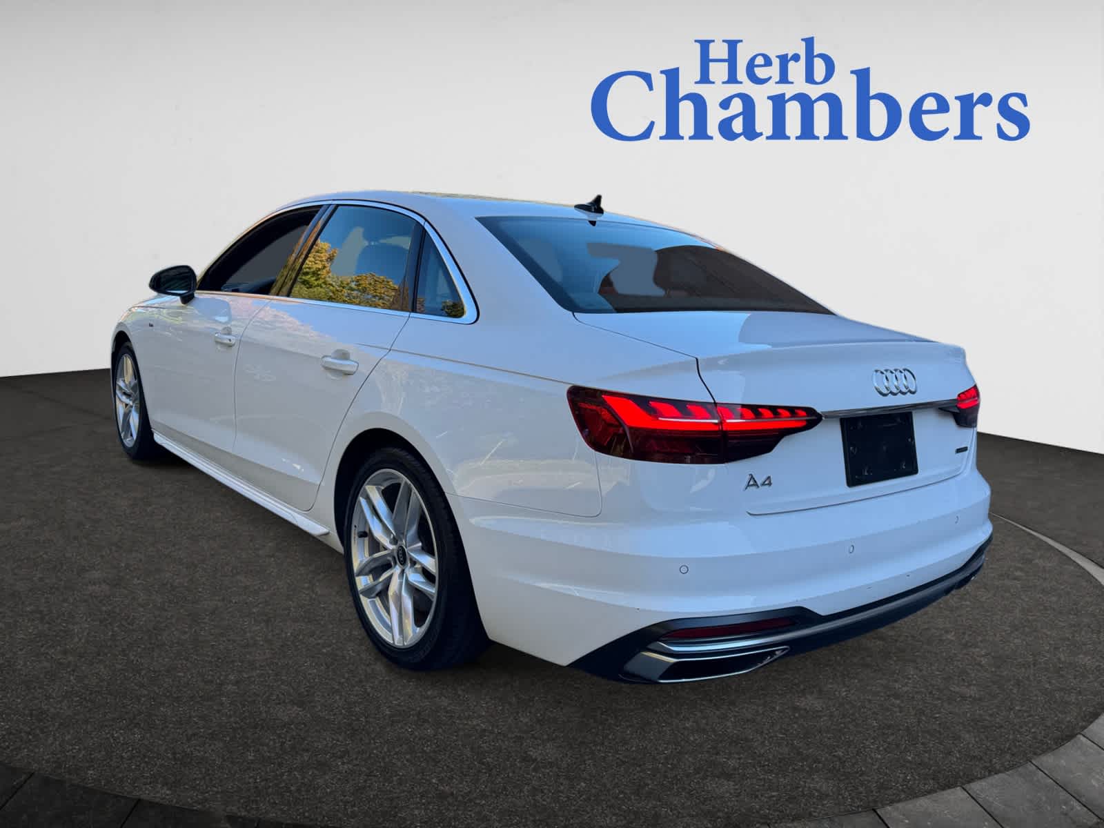 2024 Audi A4 S line Premium Plus photo 3