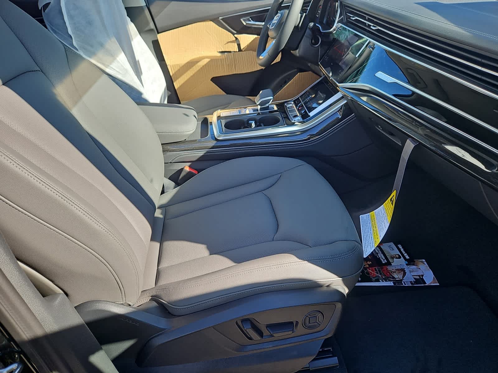 new 2026 Audi Q7 car, priced at $78,295