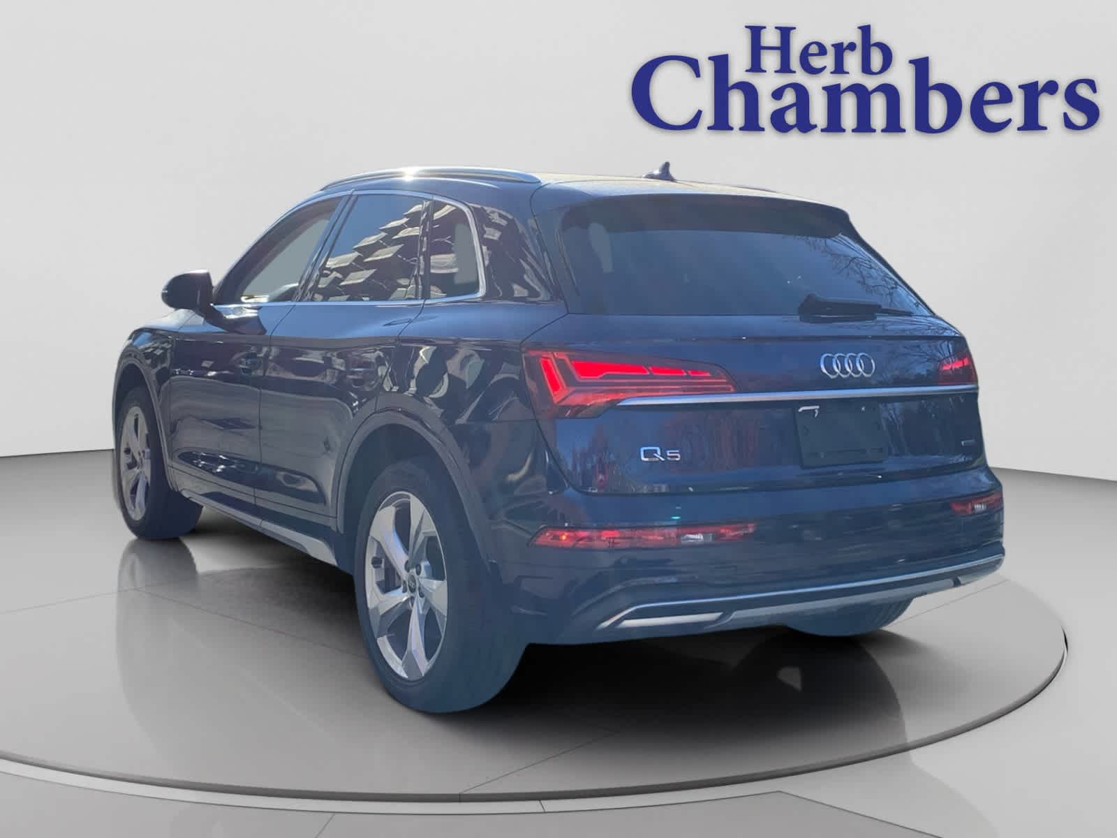 2021 Audi Q5 Premium Plus photo 2