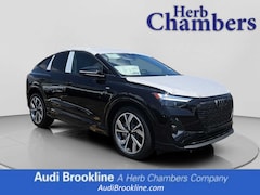 New 2025 Audi Q4 Sportback e-tron Premium Plus SUV near Boston, MA