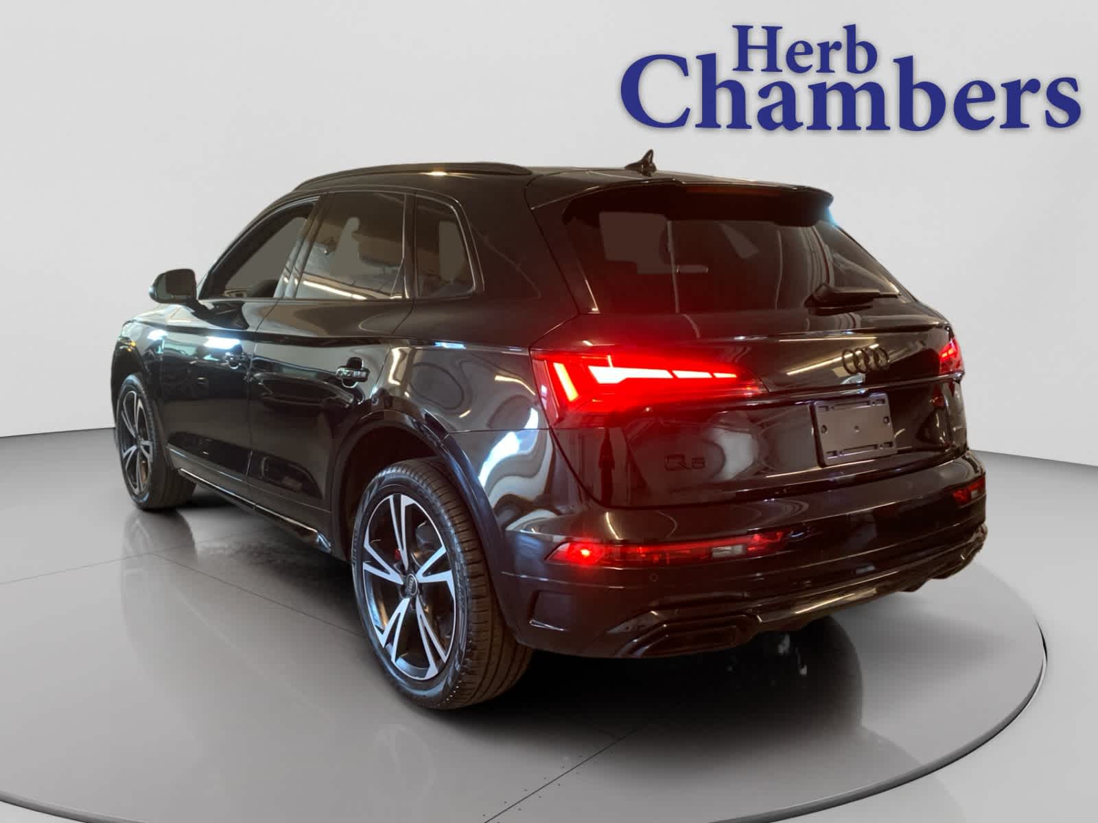 used 2025 Audi Q5 car, priced at $44,598