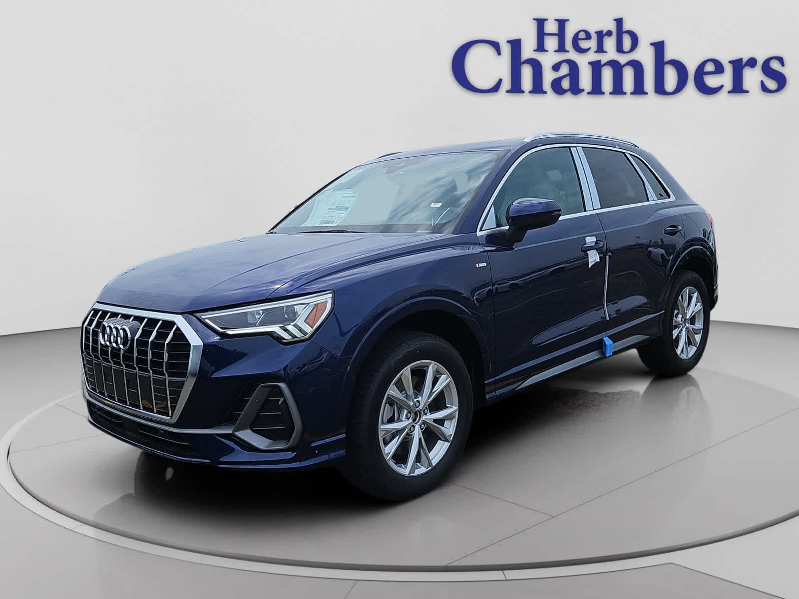 new 2025 Audi Q3 car, priced at $44,060