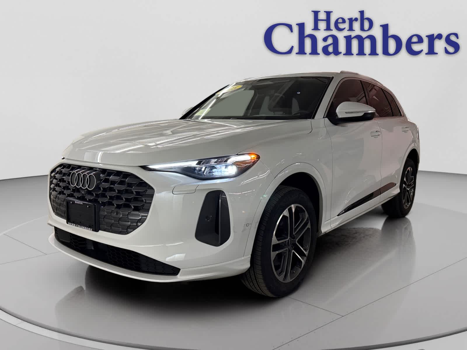 used 2025 Audi New Q5 car, priced at $50,998