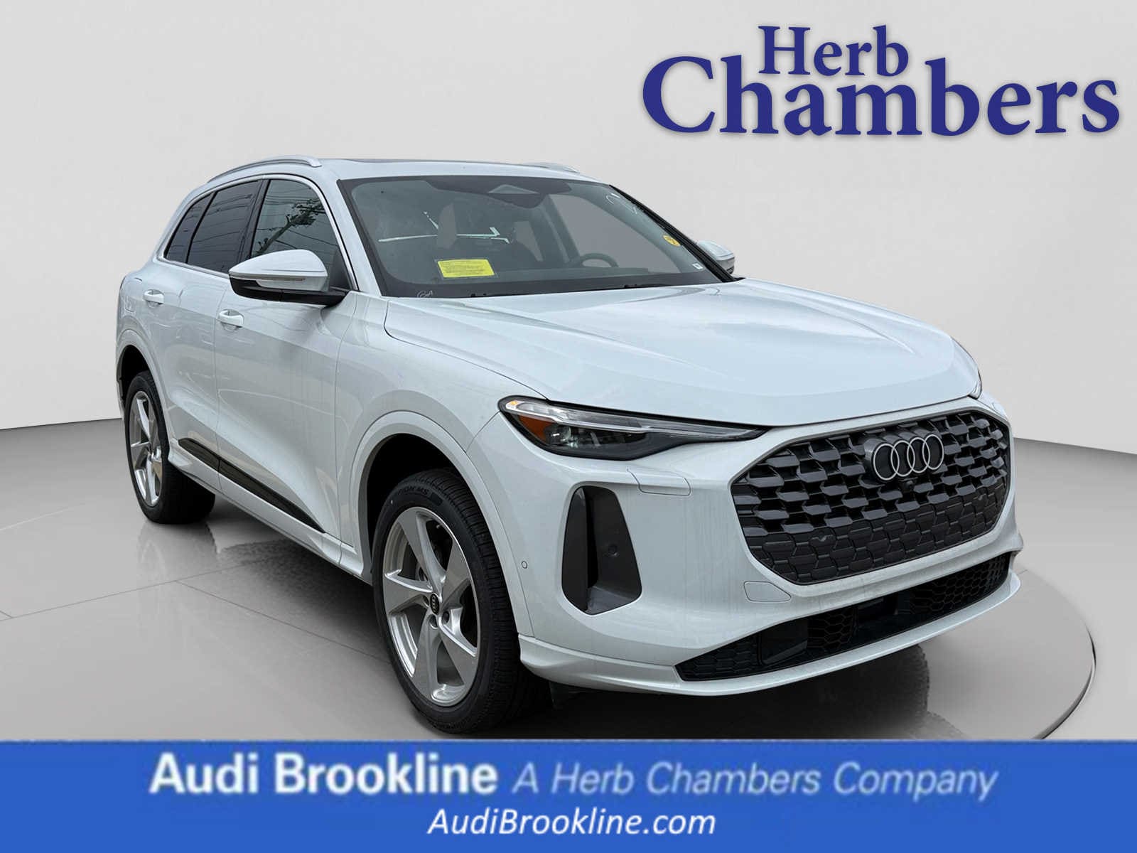 new 2025 Audi Q5 car, priced at $59,655