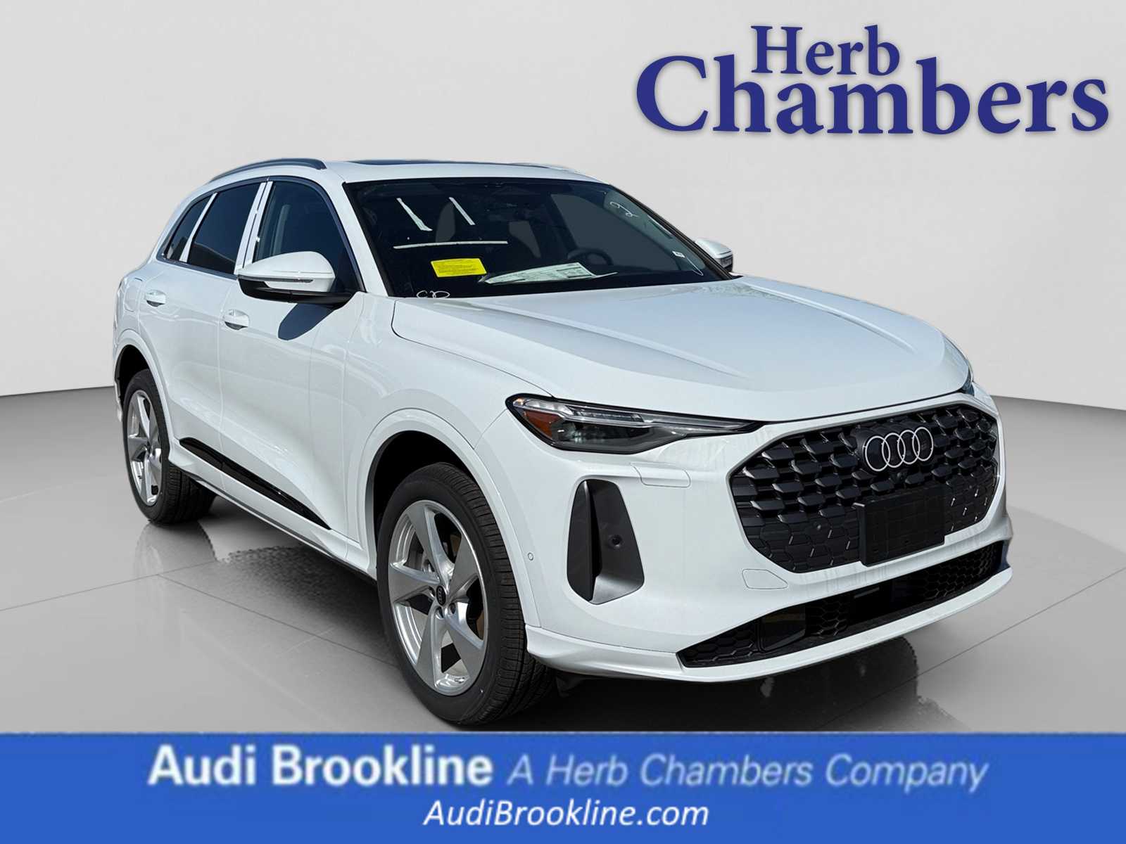 new 2025 Audi Q5 car, priced at $60,630