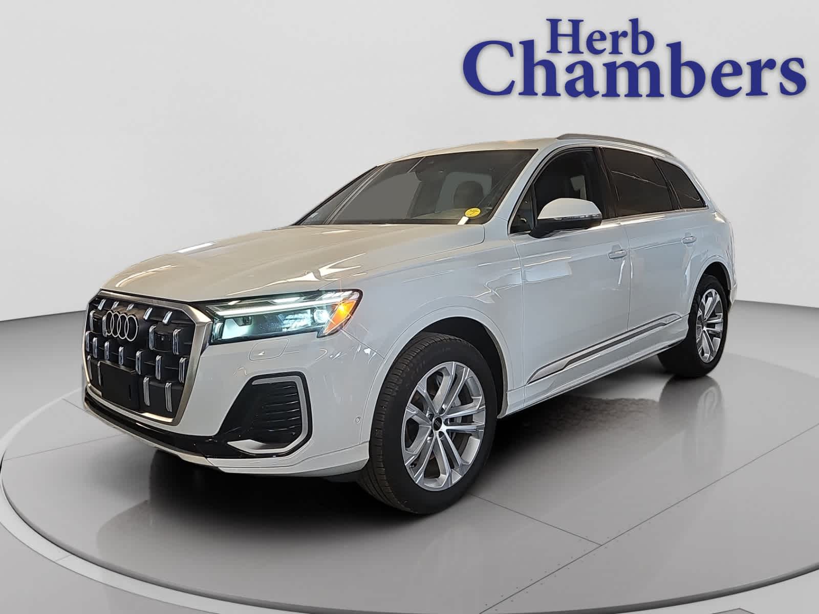 used 2025 Audi Q7 car, priced at $49,498