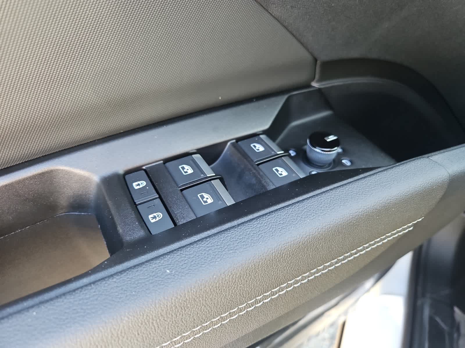 new 2025 Audi Q4 e-tron car, priced at $60,510