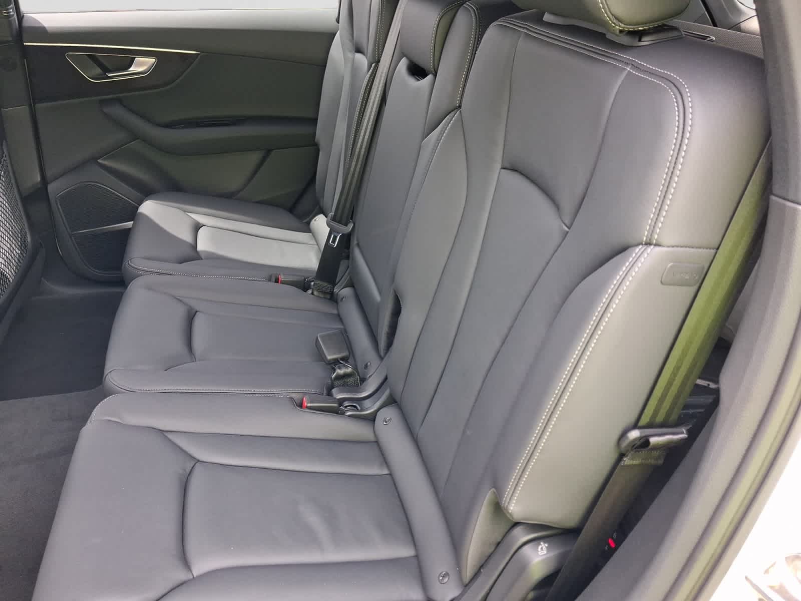 new 2026 Audi Q7 car, priced at $68,445