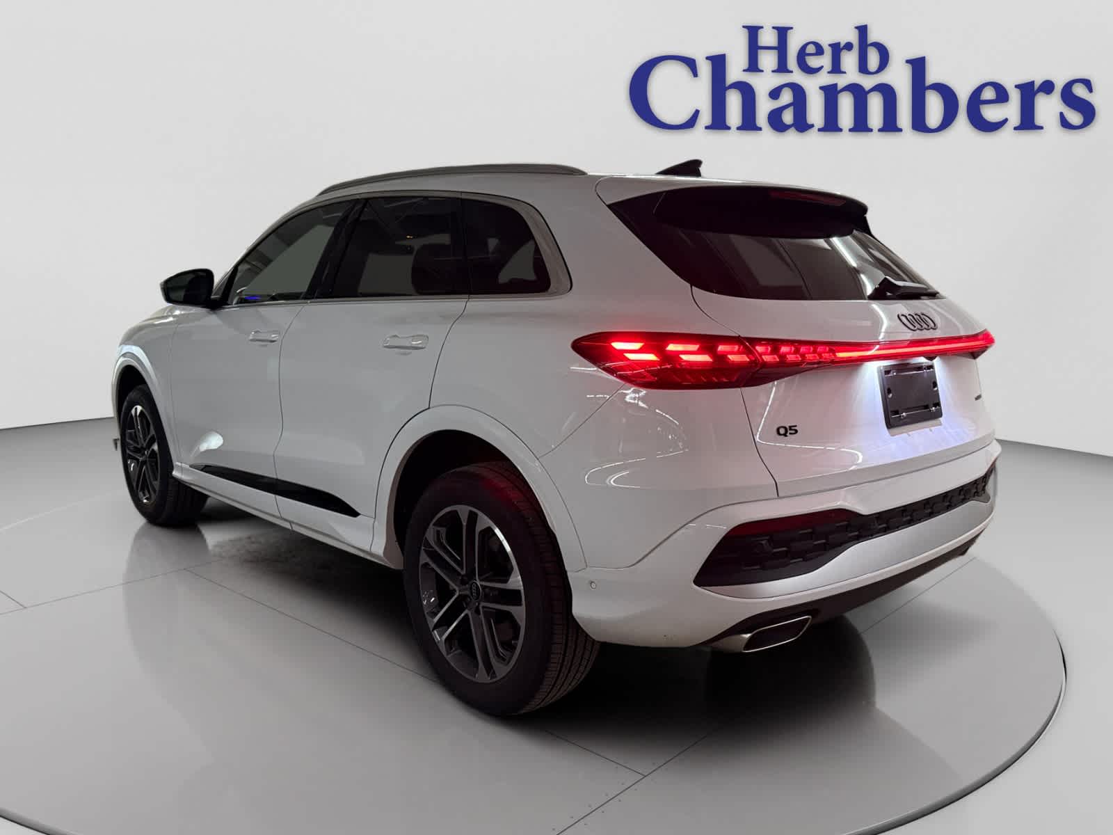 used 2025 Audi New Q5 car, priced at $50,998