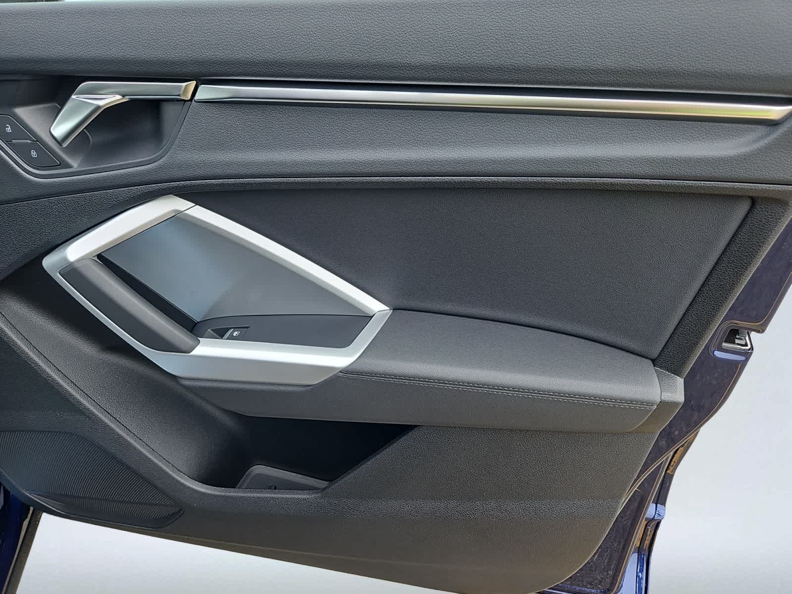 new 2025 Audi Q3 car, priced at $44,060