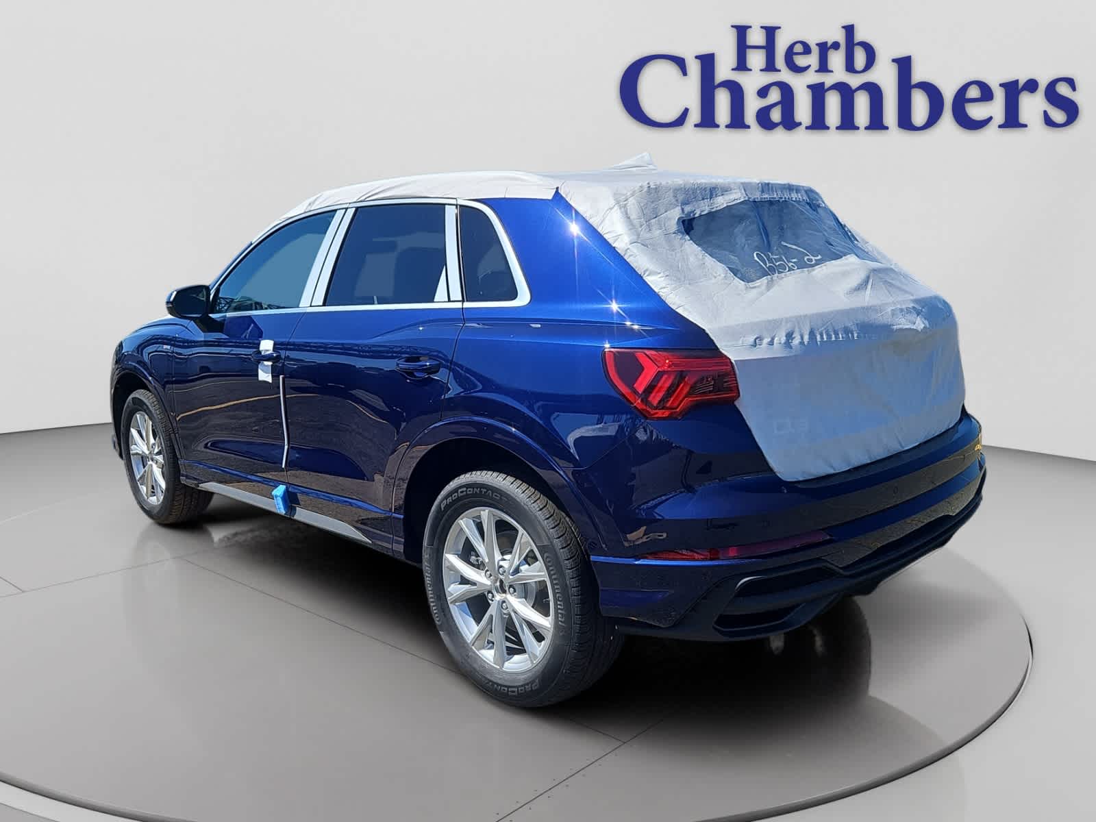 new 2025 Audi Q3 car, priced at $44,190