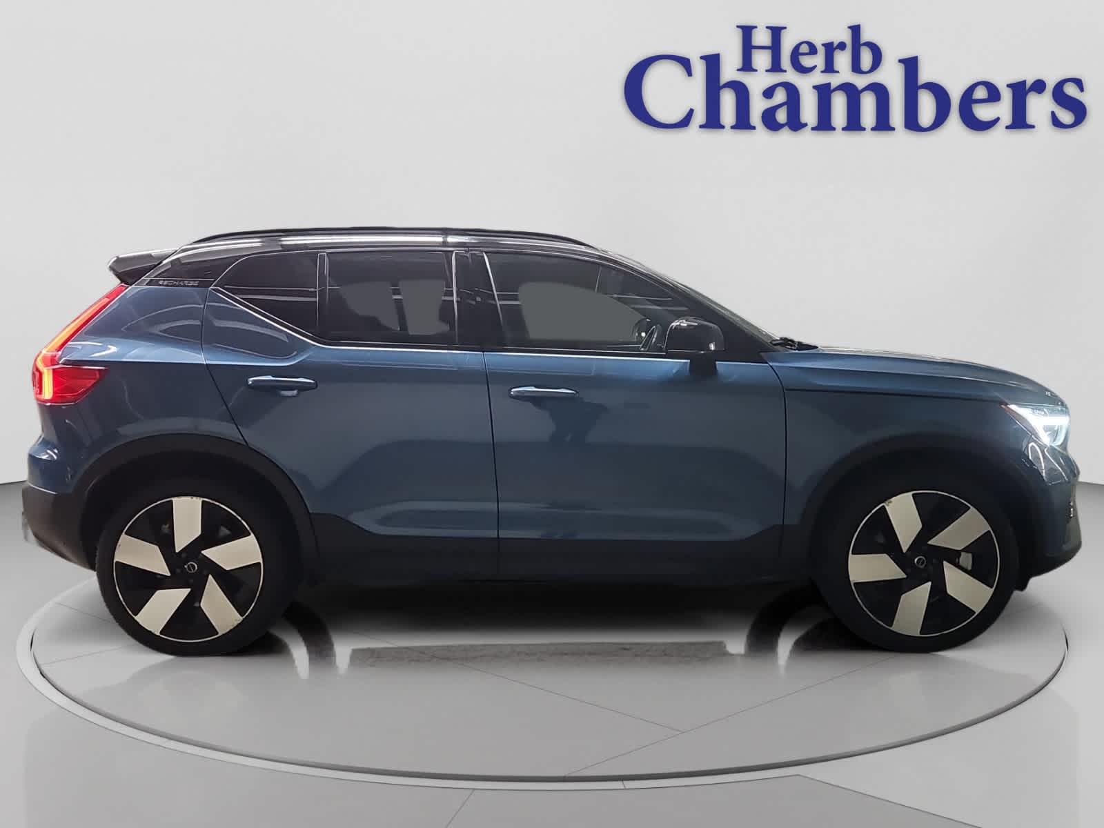 used 2024 Volvo XC40 Recharge Pure Electric car, priced at $34,598