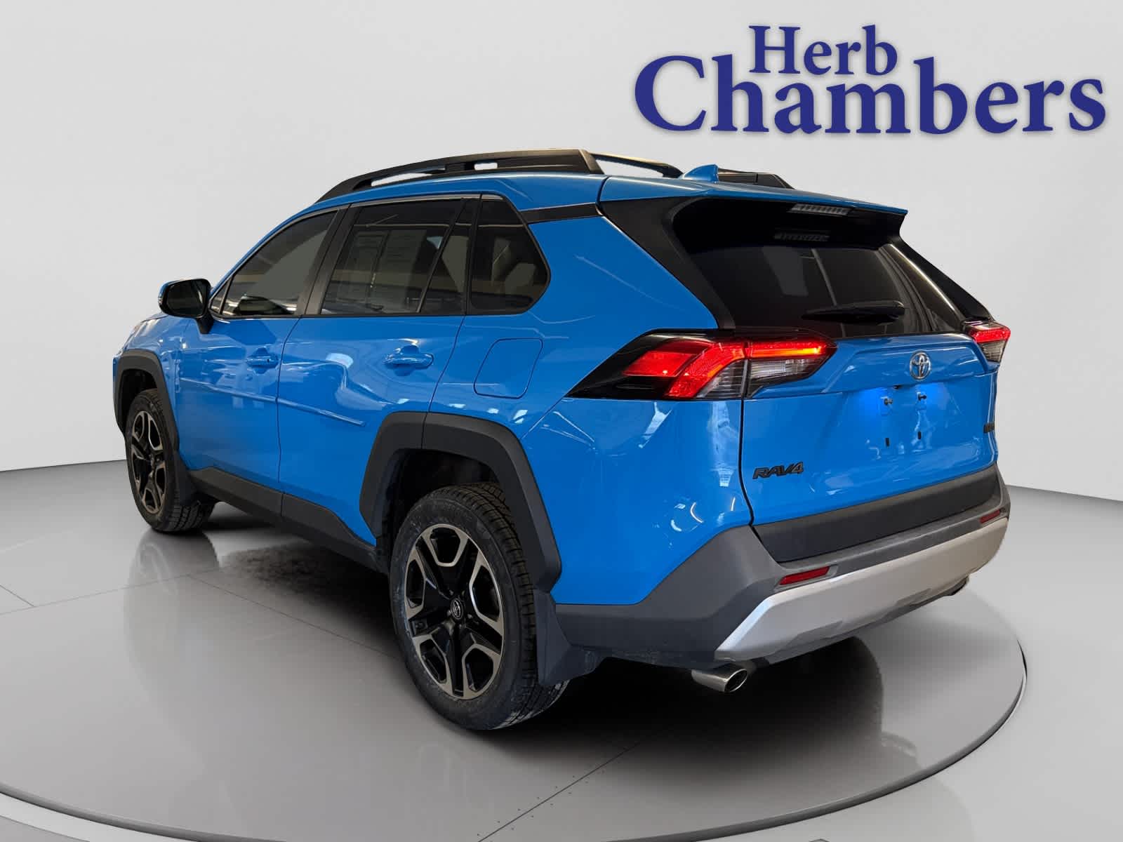 used 2019 Toyota RAV4 car, priced at $24,698