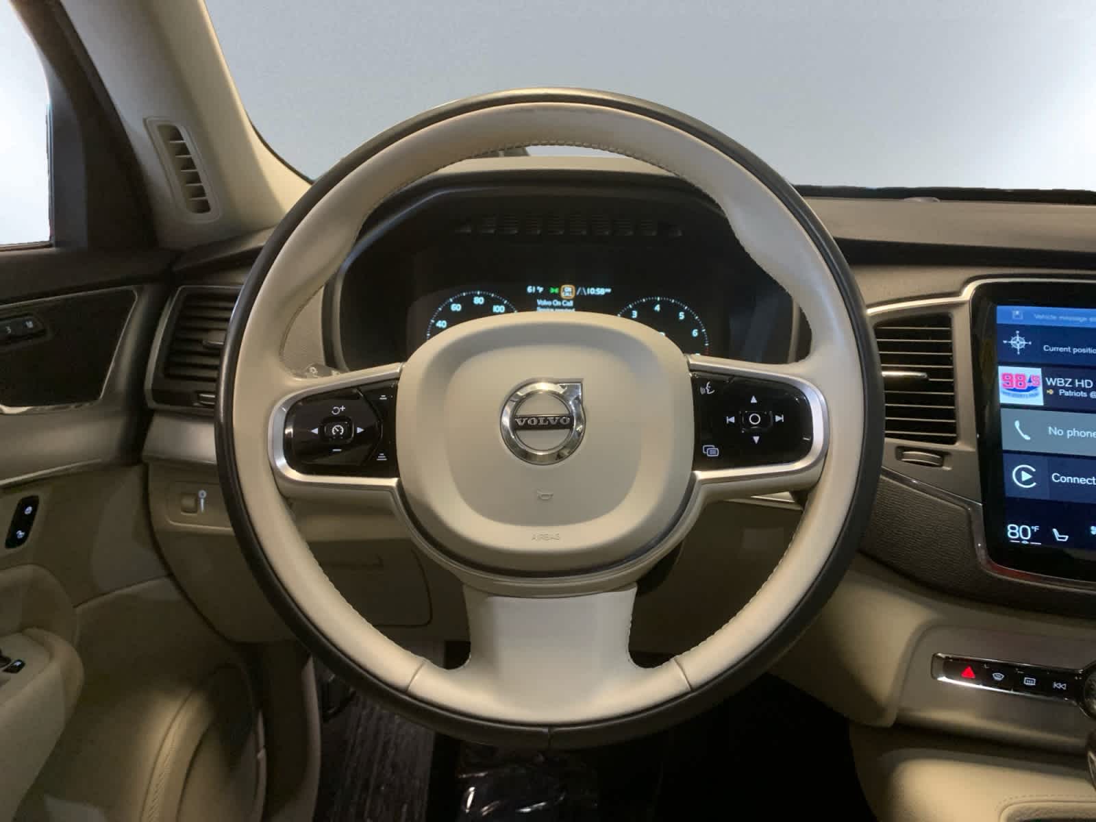 used 2018 Volvo XC90 car, priced at $19,598