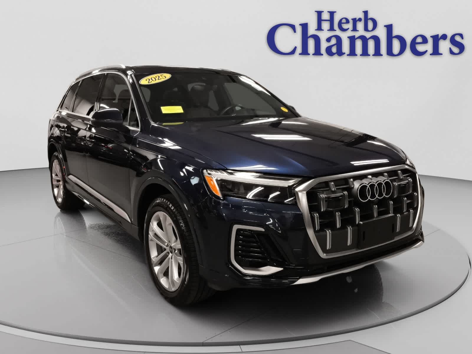 used 2025 Audi Q7 car, priced at $50,498