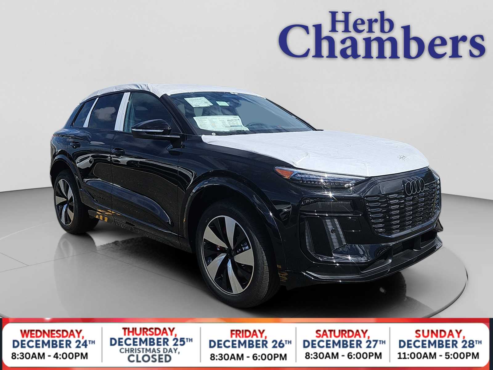 2025 Audi SQ6 e-tron Premium Plus's photo