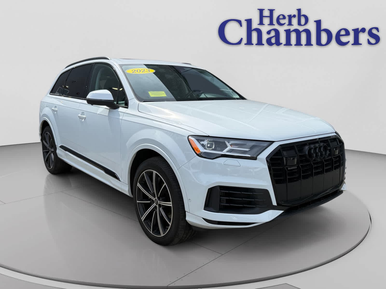 used 2023 Audi Q7 car, priced at $42,998