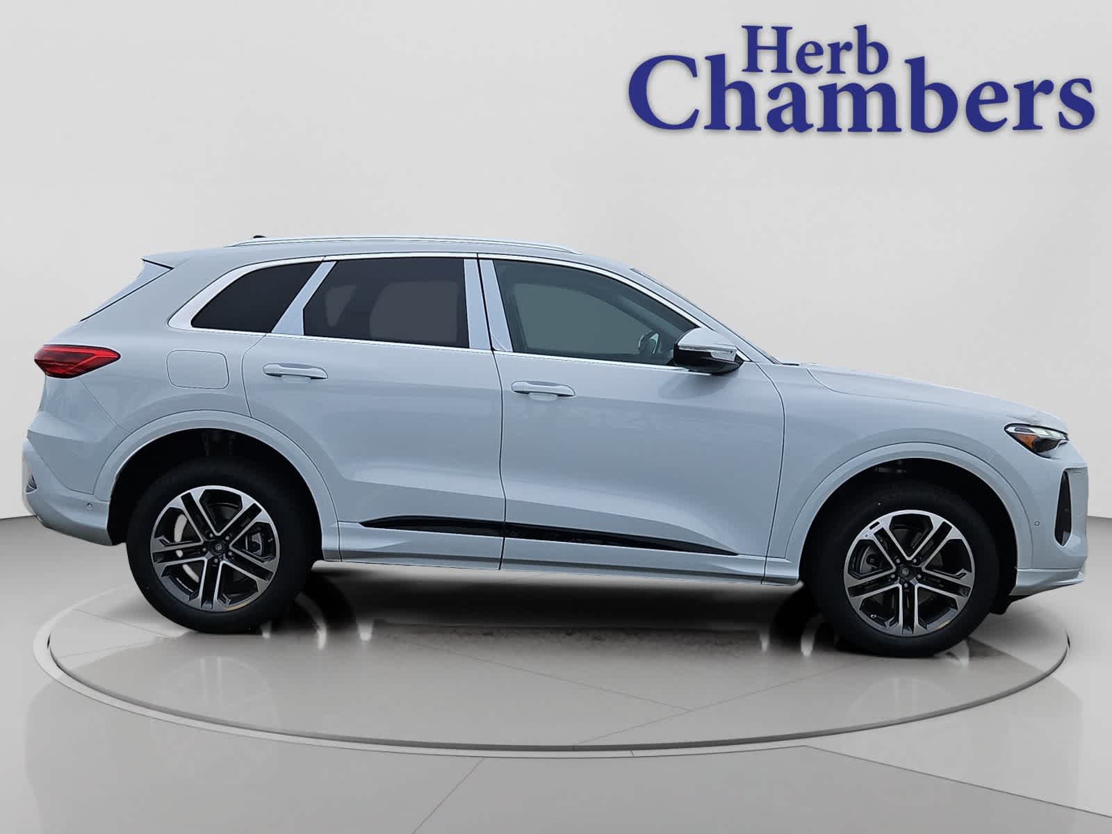 new 2025 Audi Q5 car, priced at $57,775