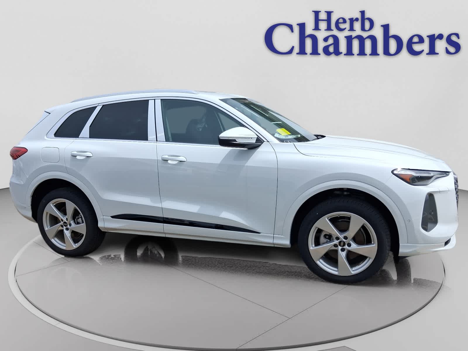 new 2025 Audi Q5 car, priced at $55,780