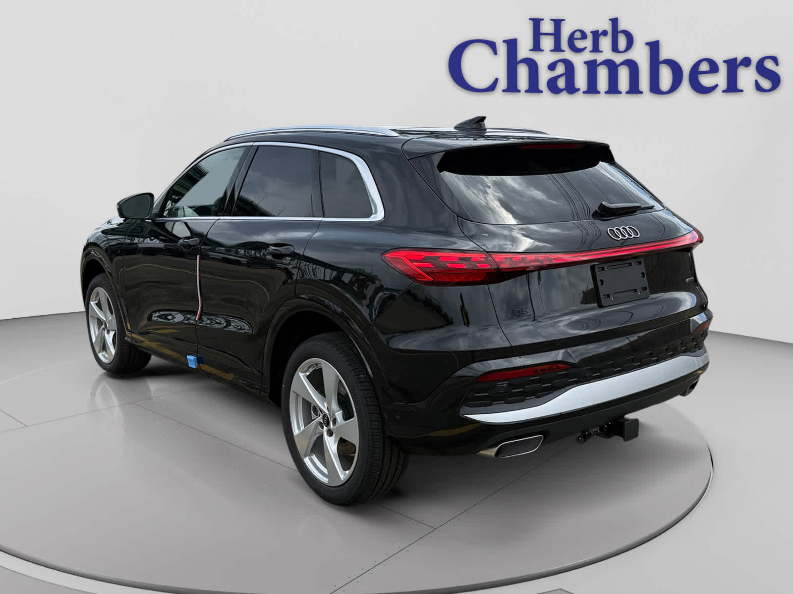 new 2025 Audi Q5 car, priced at $60,630