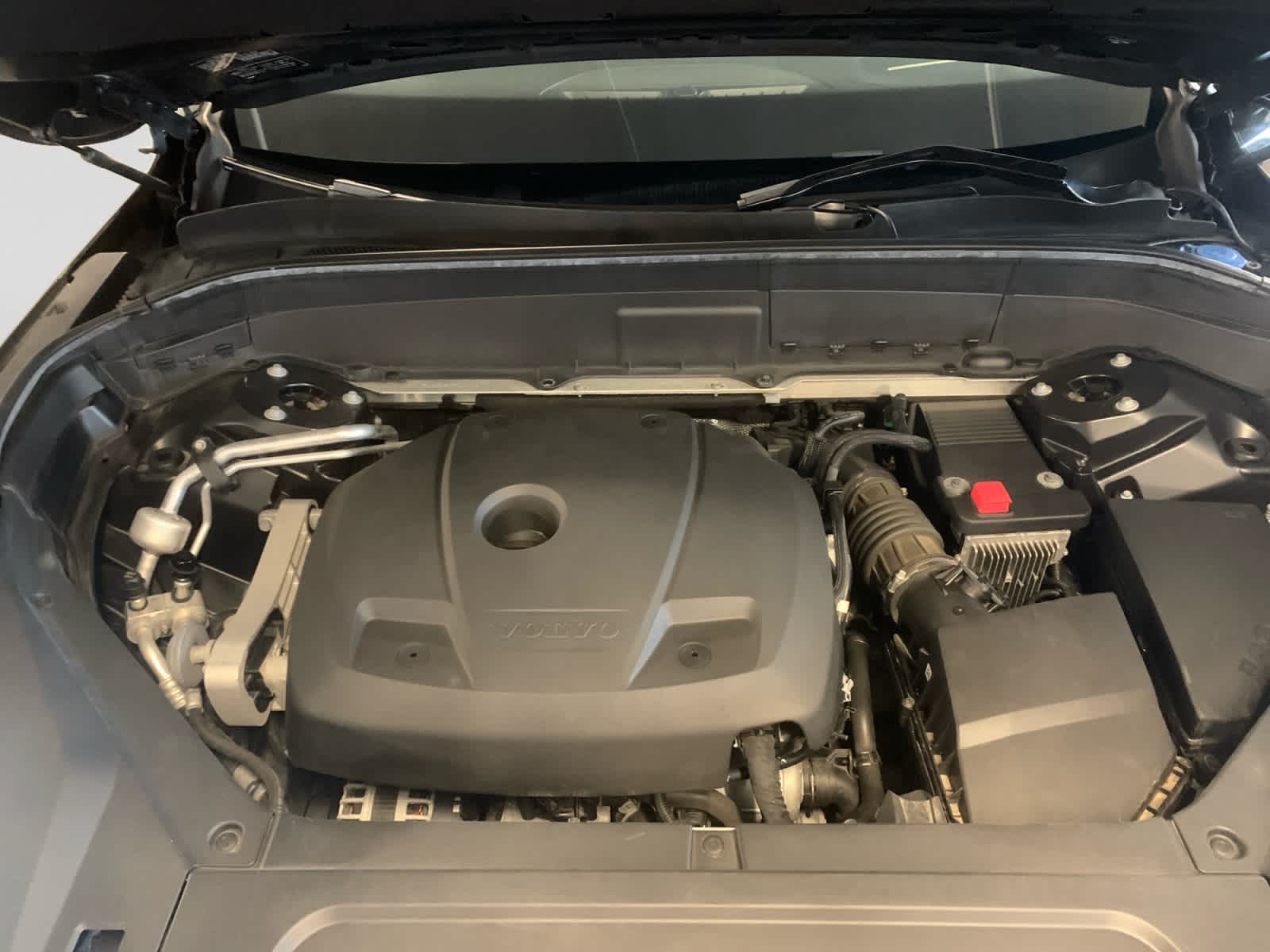 used 2018 Volvo XC90 car, priced at $19,598