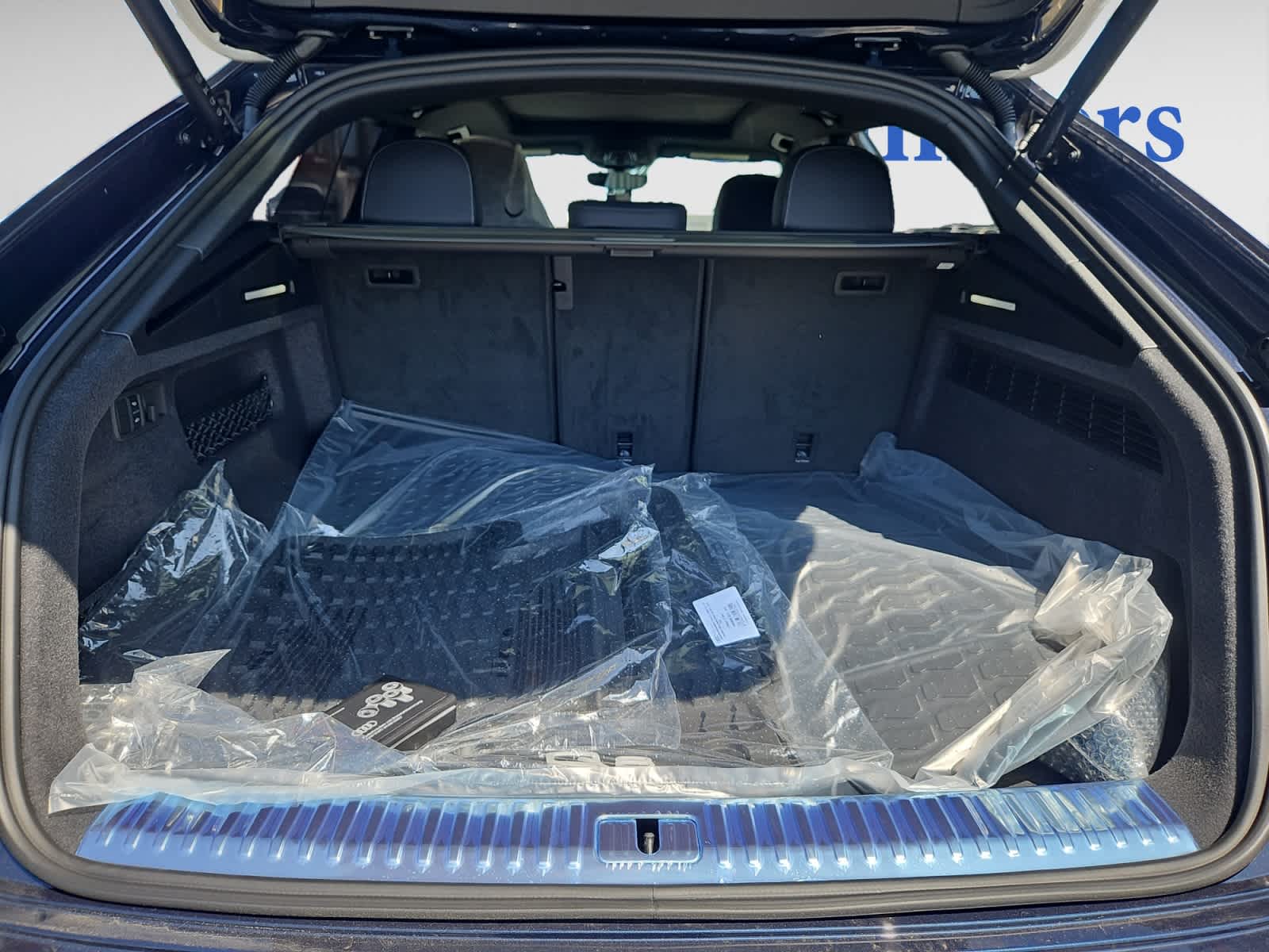 new 2025 Audi Q8 car, priced at $86,845