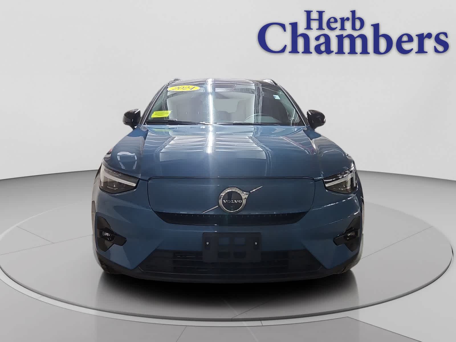 used 2024 Volvo XC40 Recharge Pure Electric car, priced at $34,598
