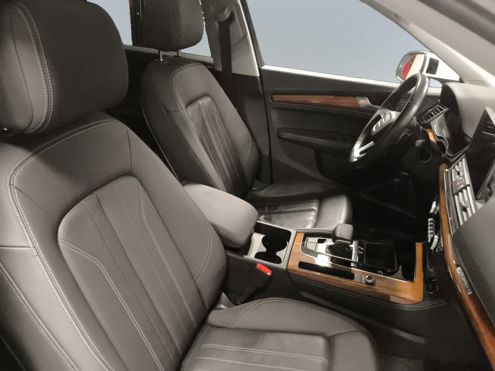 used 2023 Audi Q5 car, priced at $33,698
