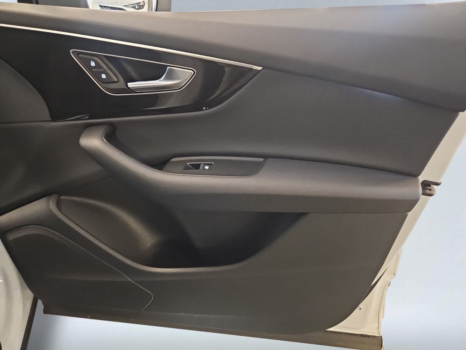 used 2025 Audi Q7 car, priced at $49,498