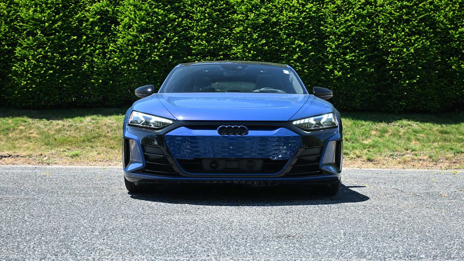 2024 Audi RS e-tron GT Base photo 2