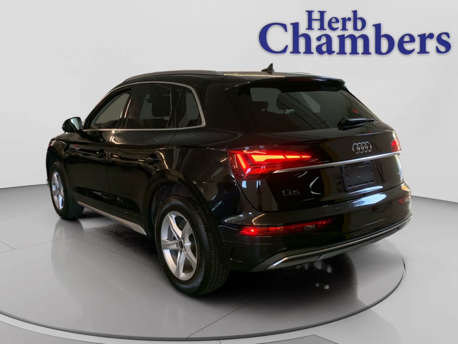 2023 Audi Q5 Premium photo 3