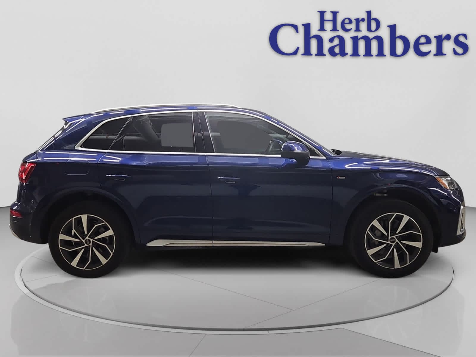 used 2025 Audi Q5 car, priced at $42,998