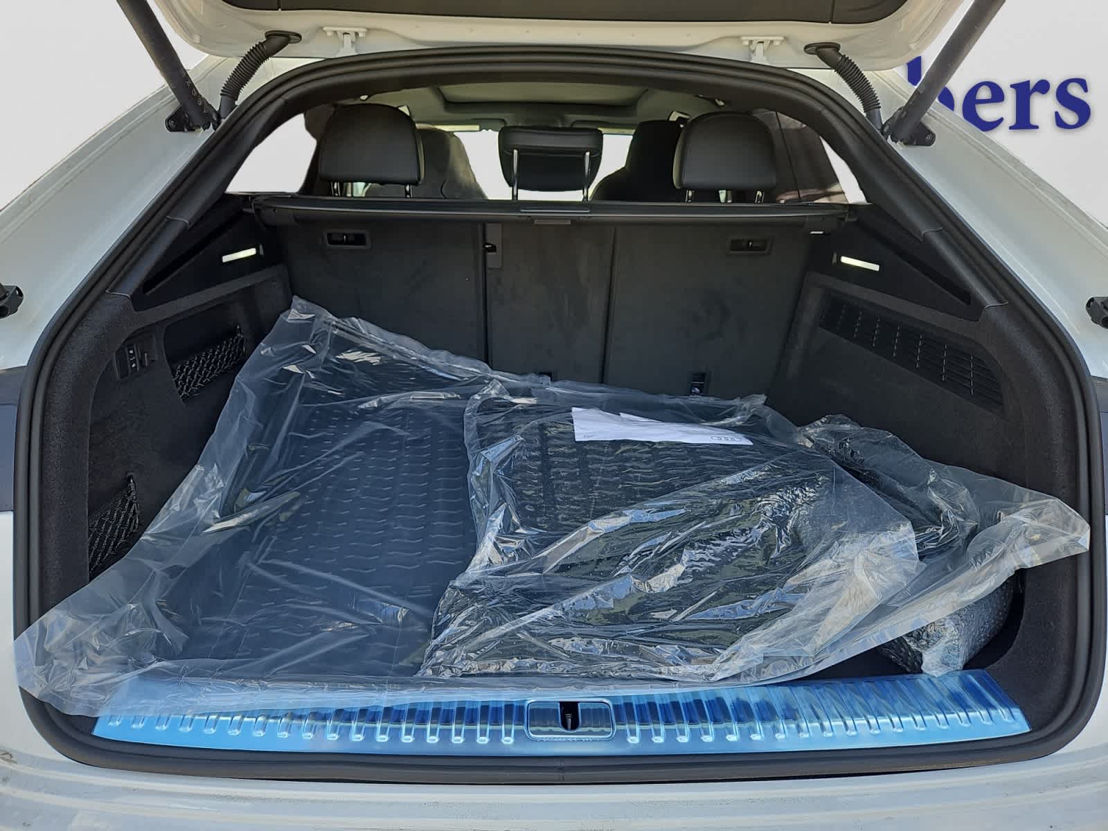 new 2025 Audi RS Q8 car, priced at $144,850