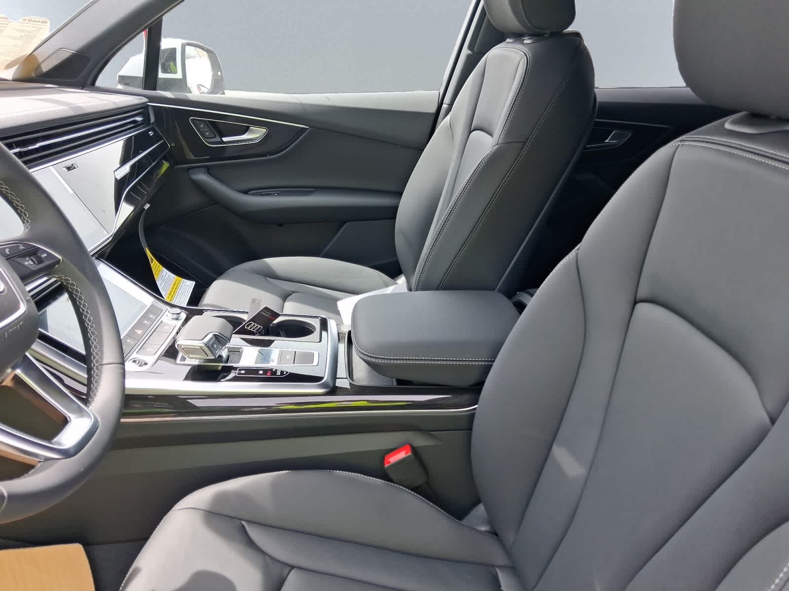 new 2026 Audi Q7 car, priced at $68,045
