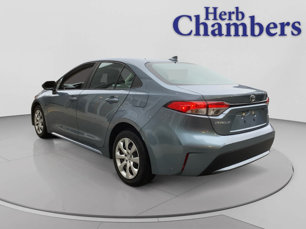 Used 2020 Toyota Corolla LE Sedan