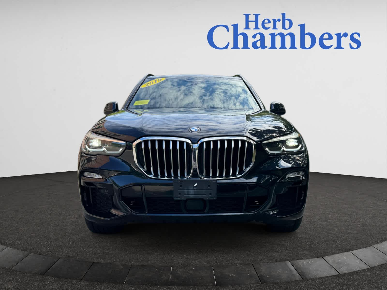 Used 2019 BMW X5 40i with VIN 5UXCR6C57KLL11745 for sale in Somerville, MA