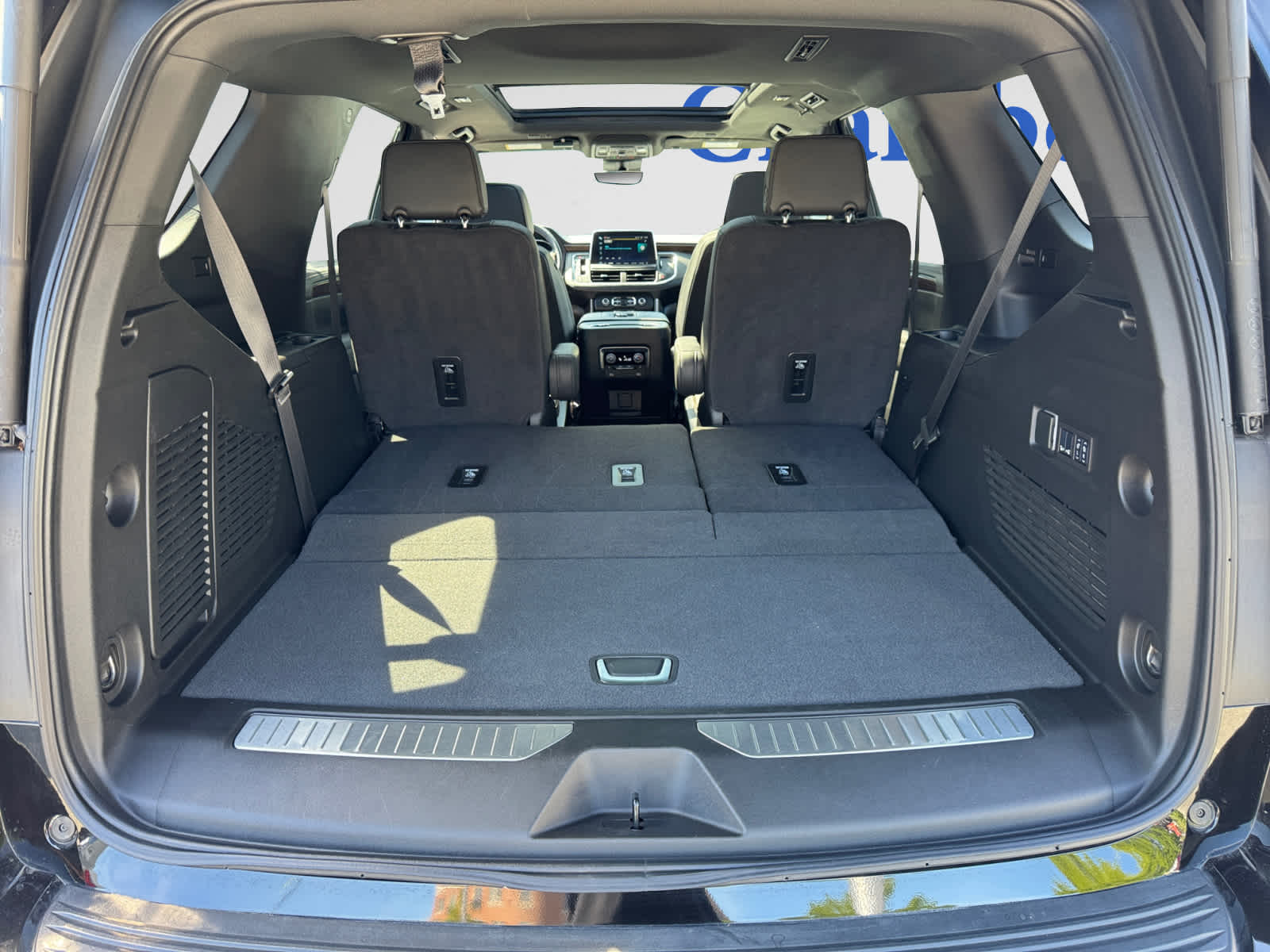 2024 Chevrolet Tahoe High Country photo 4