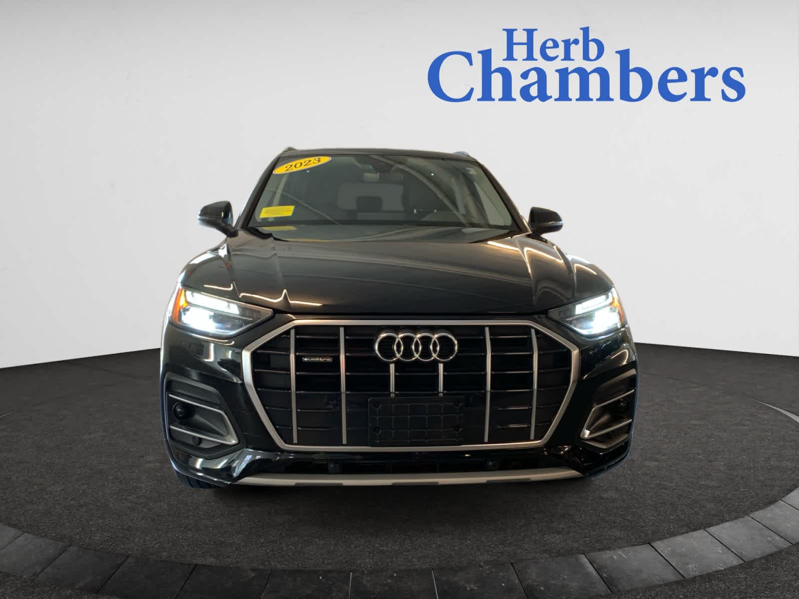 2023 Audi Q5 Premium photo 2