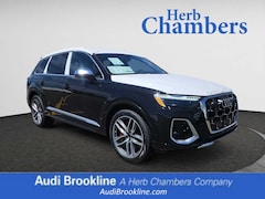 New 2025 Audi SQ7 Prestige SUV near Boston, MA