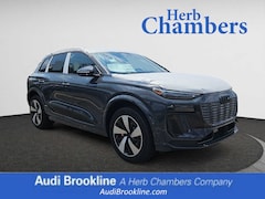 New 2025 Audi SQ6 e-tron Premium Plus SUV near Boston, MA