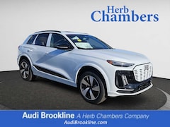 New 2025 Audi SQ6 e-tron Premium Plus SUV near Boston, MA