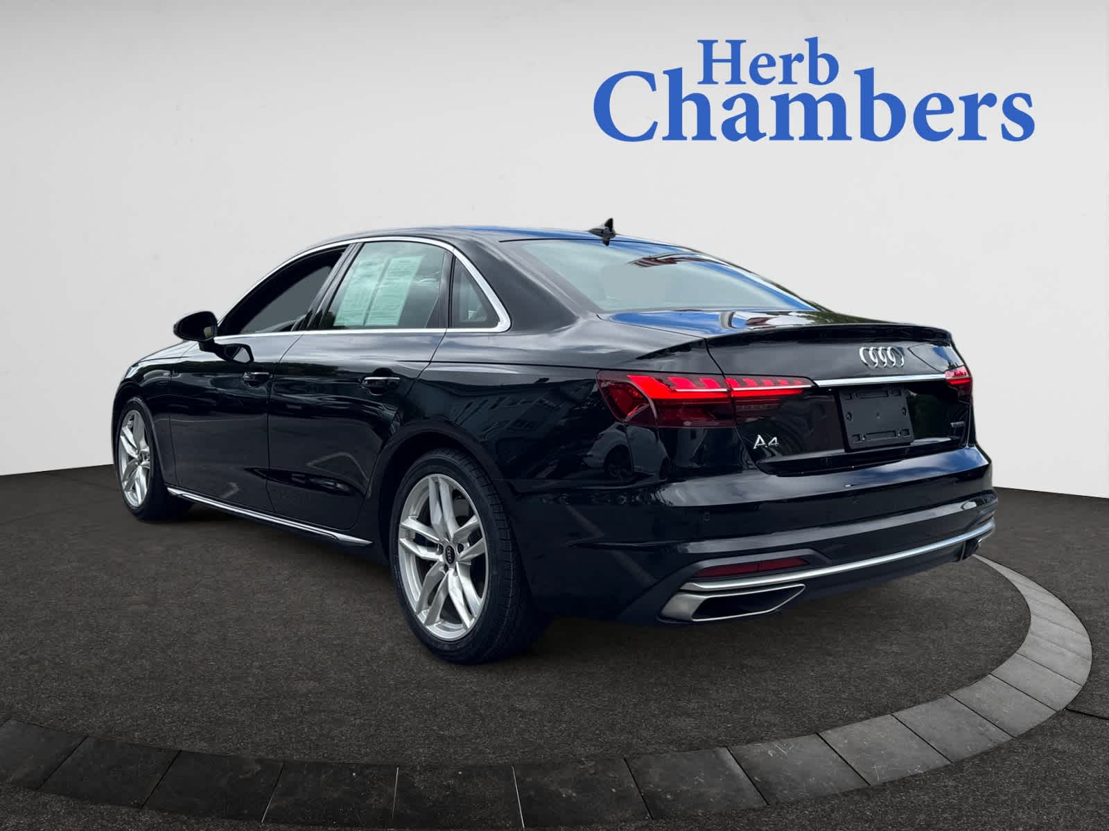 2023 Audi A4 S line Quattro Premium photo 3