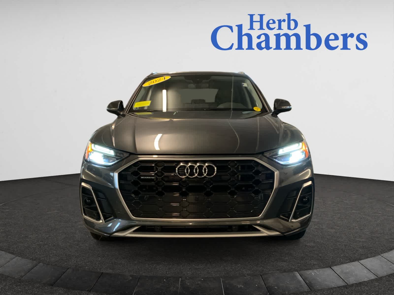 2025 Audi Q5 S line Premium Plus photo 2