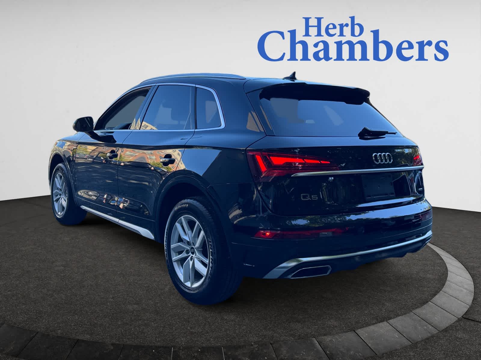 2023 Audi Q5 S line Premium photo 3