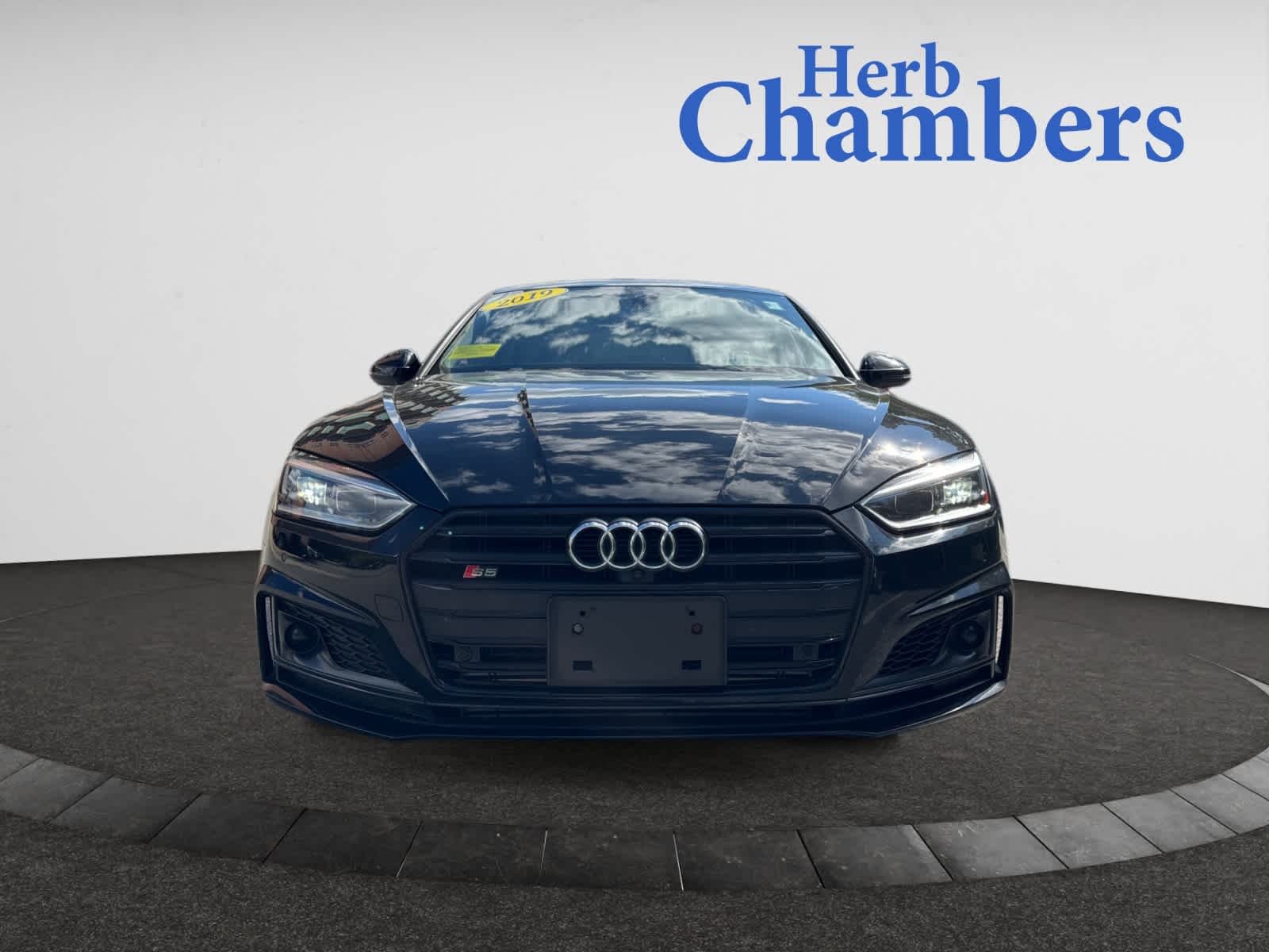 2019 Audi S5 Prestige photo 2