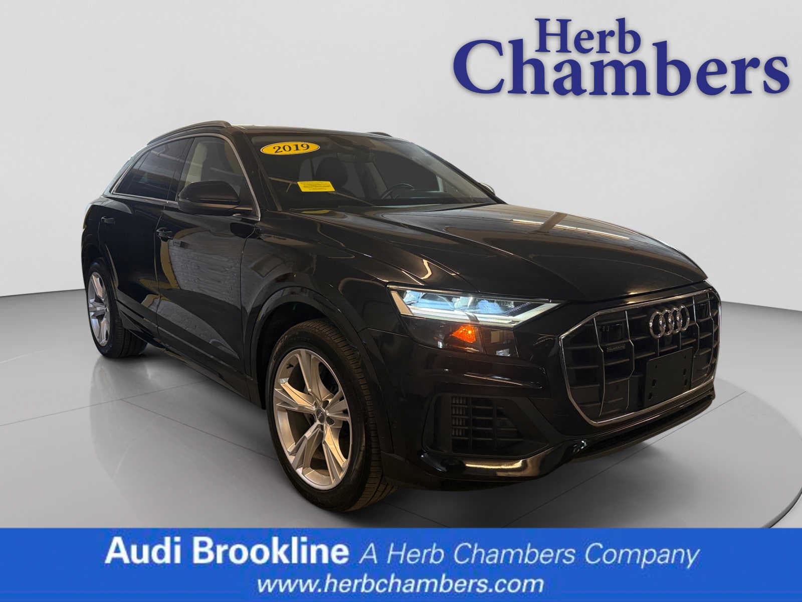 2019 Audi Q8 quattro Premium Plus 55 TFSI