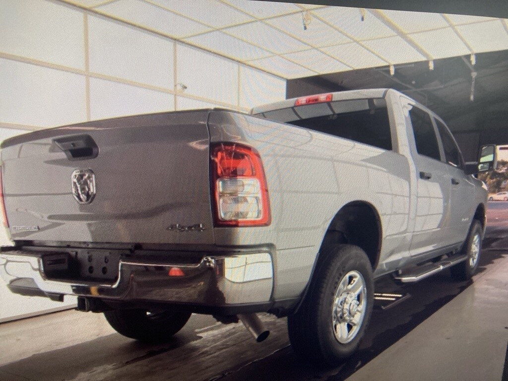 2024 Ram 2500 Big Horn photo 3