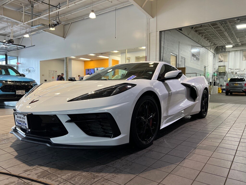 Used 2022 Chevrolet Corvette Stingray Stingray w/2LT Coupe